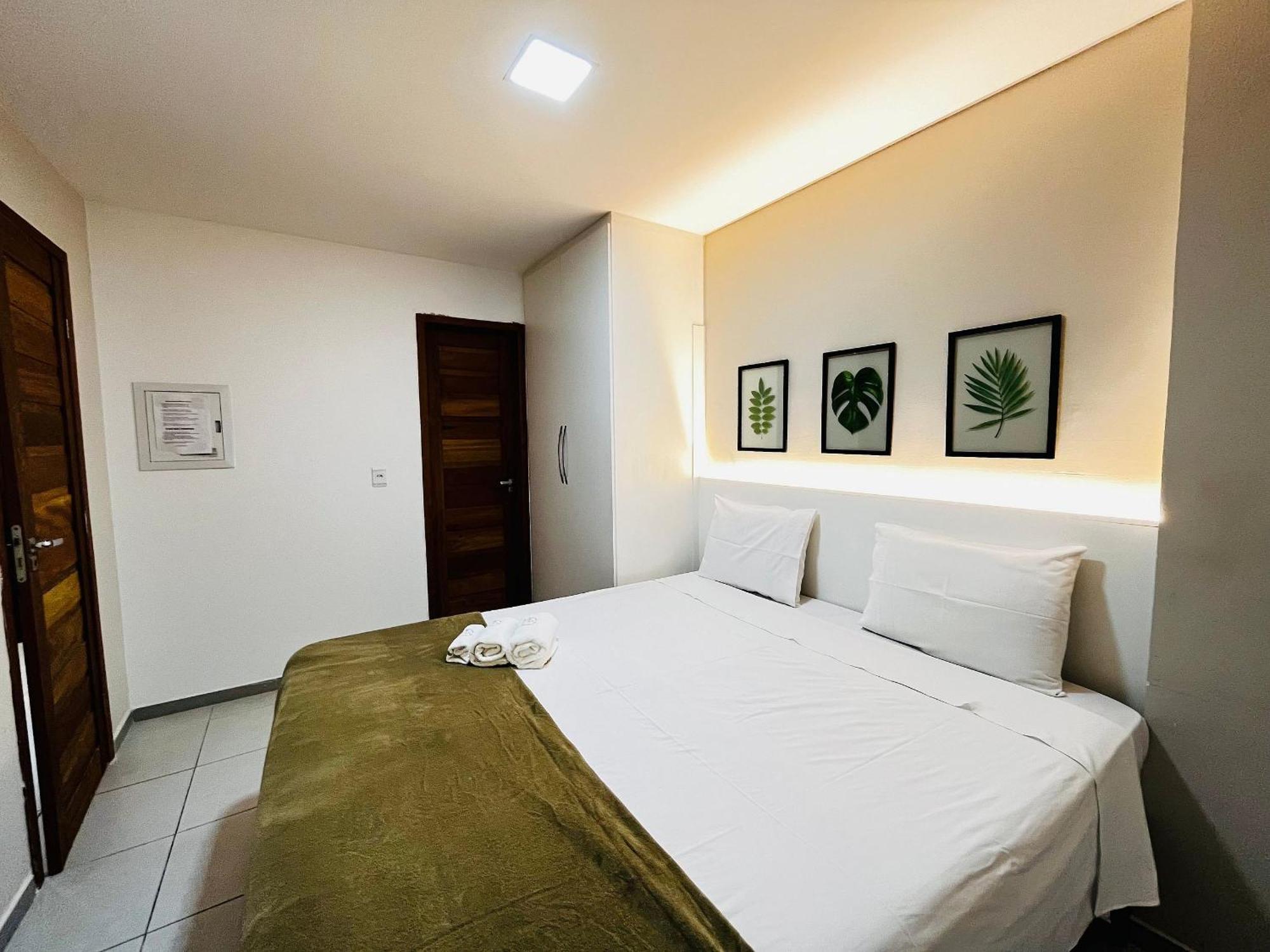 Dourada Apartment *